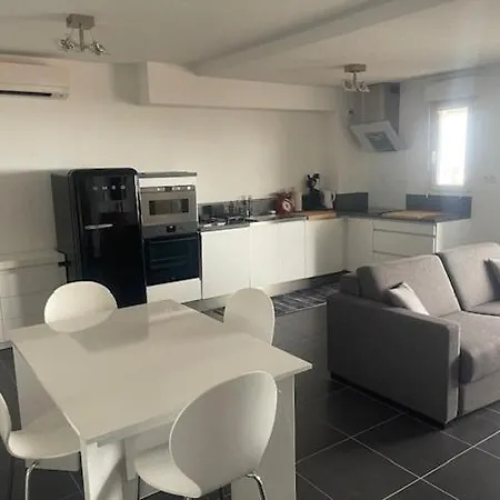 Lumineux T2 Vue Terrasse Parking * Sari-Solenzara