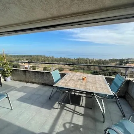 Lumineux T2 Vue Terrasse Parking Apartmán *